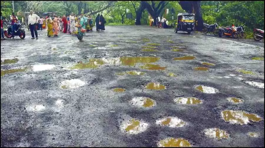 Mumbai News, Mumbai potholes Mumbai News, Mumbai potholes