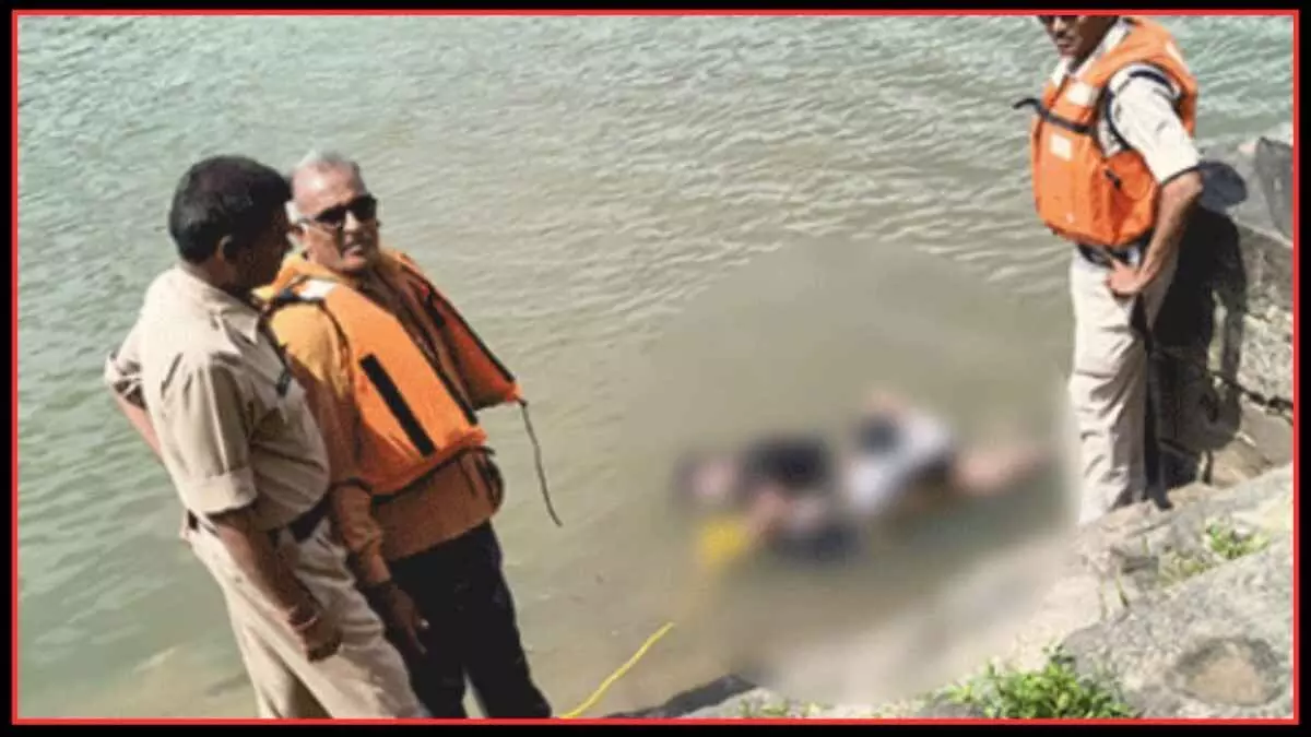 शिप्रा नदी में मिले लापता किशोरी और युवक के शव, दुपट्टे से बंधे थे दोनों के हाथ शिप्रा नदी में मिले लापता किशोरी और युवक के शव, दुपट्टे से बंधे थे दोनों के हाथ