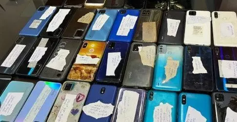 Mumbai Police recovered 1946 stolen mobile phones Mumbai Police recovered 1946 stolen mobile phones