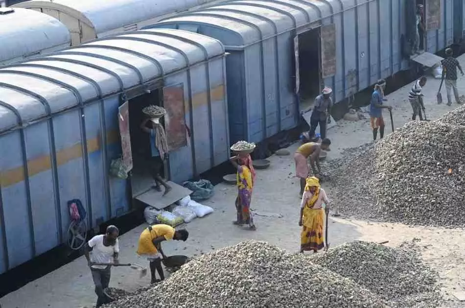 पूर्वोत्तर सीमांत रेलवे ने माल ढुलाई में बढ़ोतरी और लॉजिस्टिक्स दक्षता के लिए शुरू की नई पहल