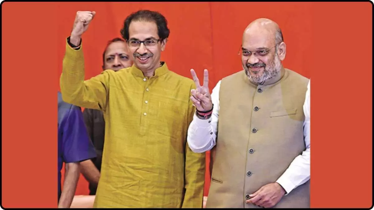 A new turning point in Maharashtra politics: the arrival of pythons along with anacondas. A new turning point in Maharashtra politics: the arrival of pythons along with anacondas.