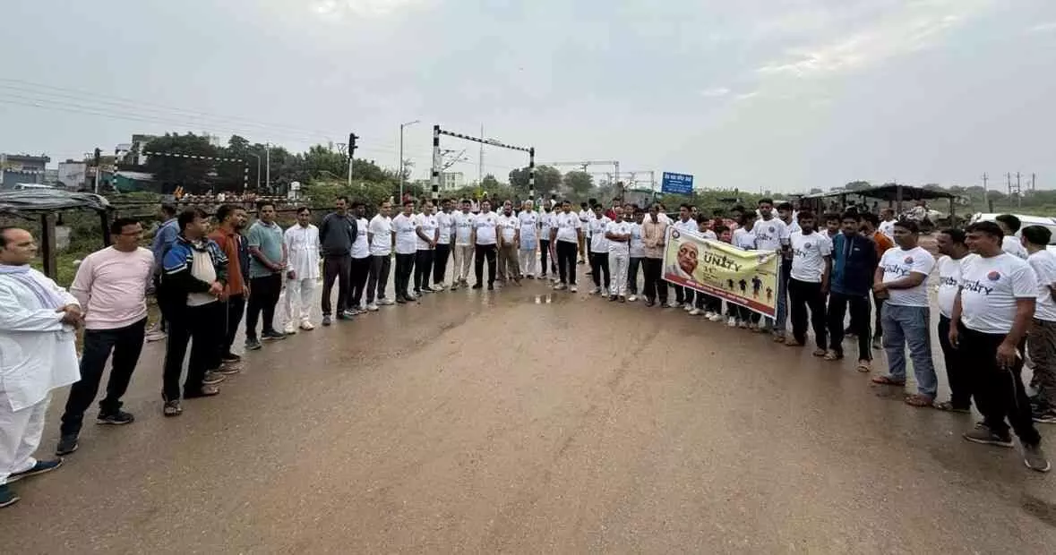 On National Unity Day, a grand celebration of “Ekta March” and “Run for Unity” was organised at Chauth Ka Barwara. On National Unity Day, a grand celebration of “Ekta March” and “Run for Unity” was organised at Chauth Ka Barwara.