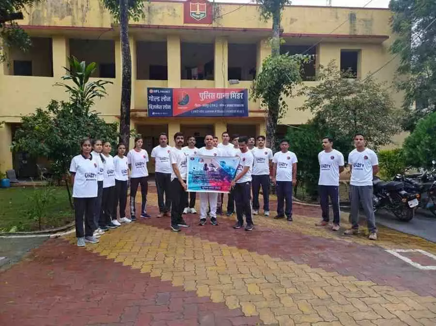 youth and police personnel participated in the Run for Unity