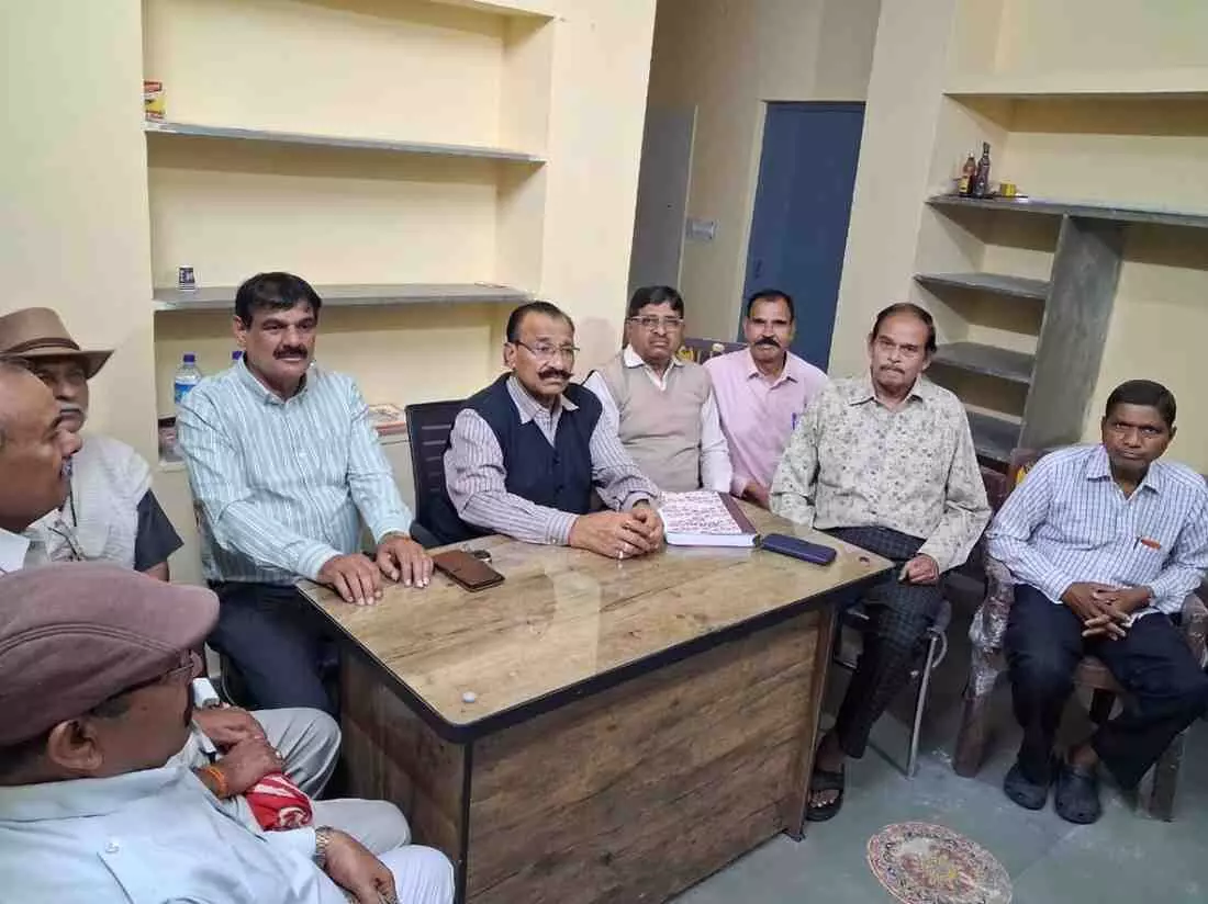 Hundreds of retired police personnel from Kota are set to participate in the convention proposed in Baran. Hundreds of retired police personnel from Kota are set to participate in the convention proposed in Baran.