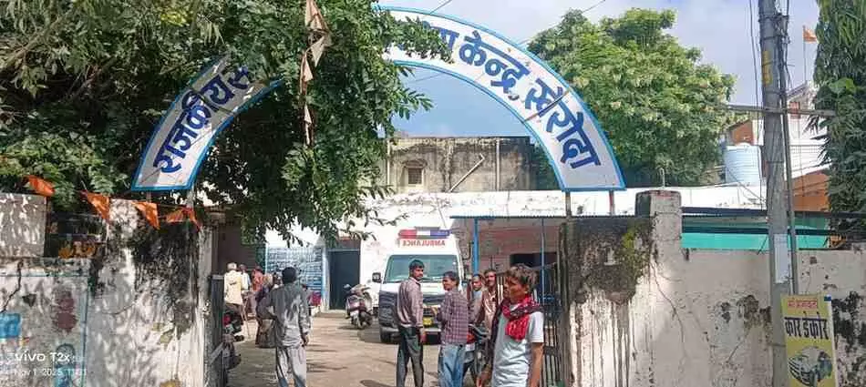 उदयपुर में युवक ने पेड़ से लटककर की आत्महत्या, कारणों पर अब भी सस्पेंस — पुलिस ने शुरू की गहन जांच उदयपुर में युवक ने पेड़ से लटककर की आत्महत्या, कारणों पर अब भी सस्पेंस — पुलिस ने शुरू की गहन जांच