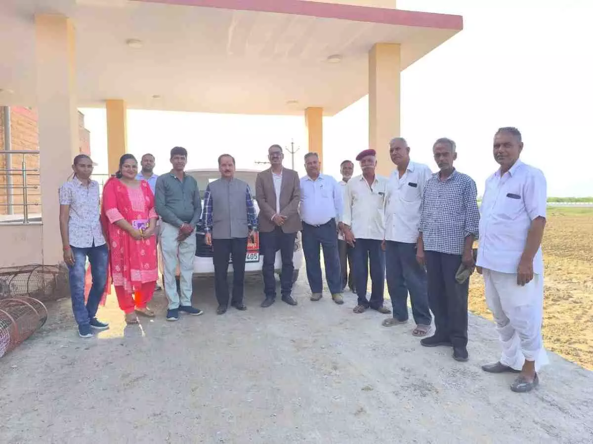 Vice Chancellor Dr. Virendra Singh Jaitawats first visit to the Agricultural Science Center, Raipur Emphasized the principle of One KVK - One Product, urging farmers to become self-reliant. Vice Chancellor Dr. Virendra Singh Jaitawats first visit to the Agricultural Science Center, Raipur Emphasized the principle of One KVK - One Product, urging farmers to become self-reliant.