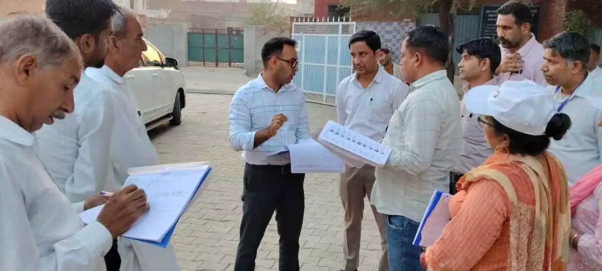 Special intensive revision of voter lists begins in the district: District Election Officer Dr. Yadav observes the work, BLOs visit door-to-door