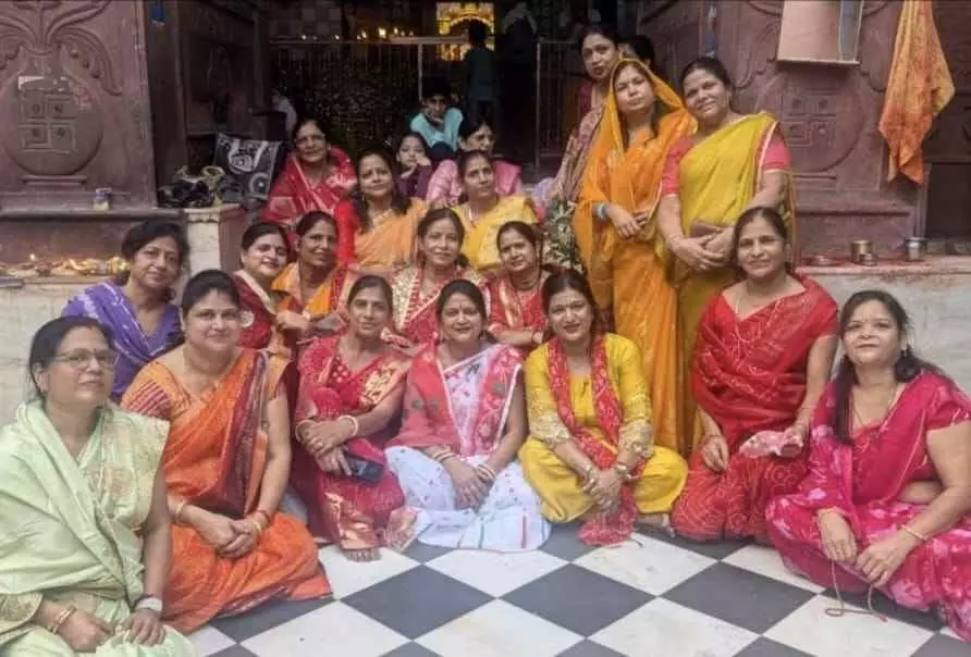 A sea of ​​devotion surged in the month of Kartik – the Agrawal Mahila