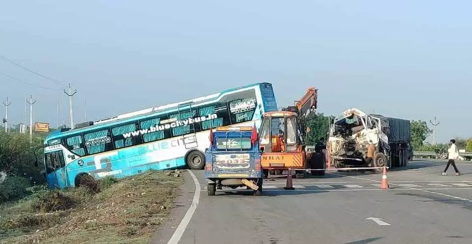 Horrific road accident on Aligarh bypass: