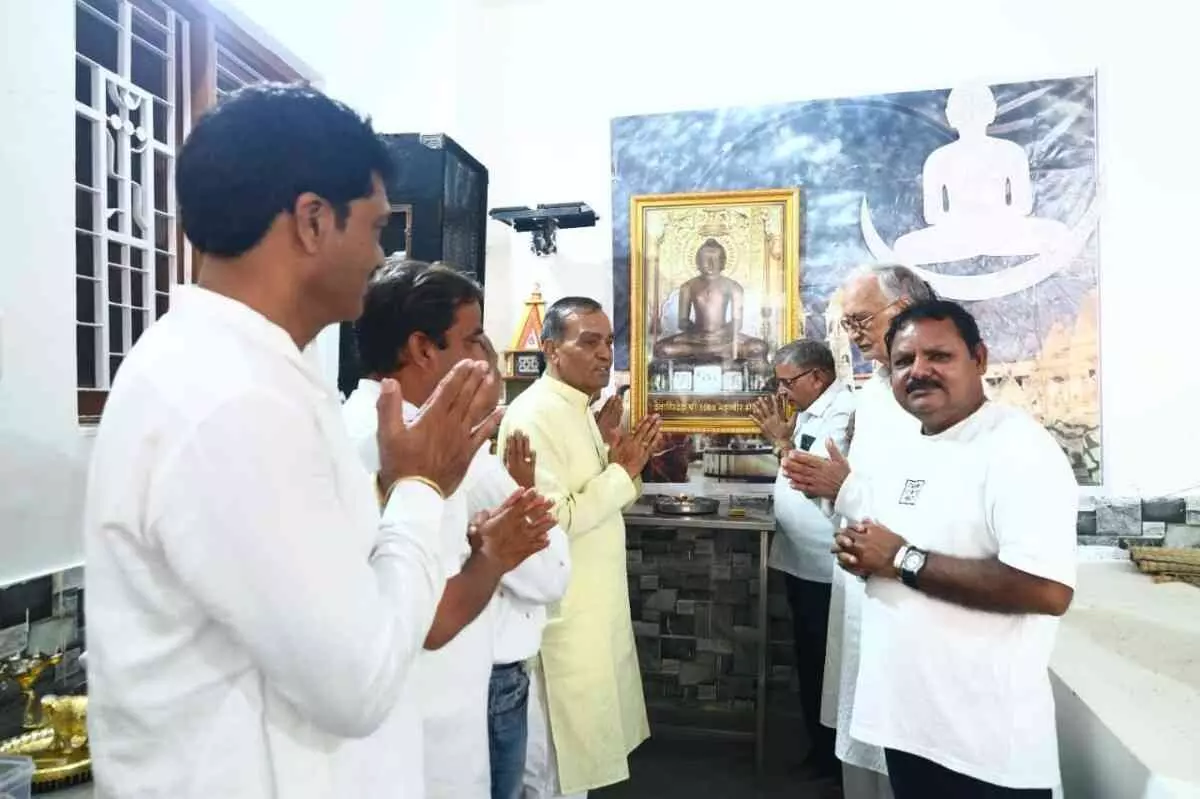 Acharya Pragya Sagar,
