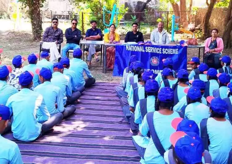 ‘Clean School, Strong Society’: Youths demonstrate service ‘Clean School, Strong Society’: Youths demonstrate service