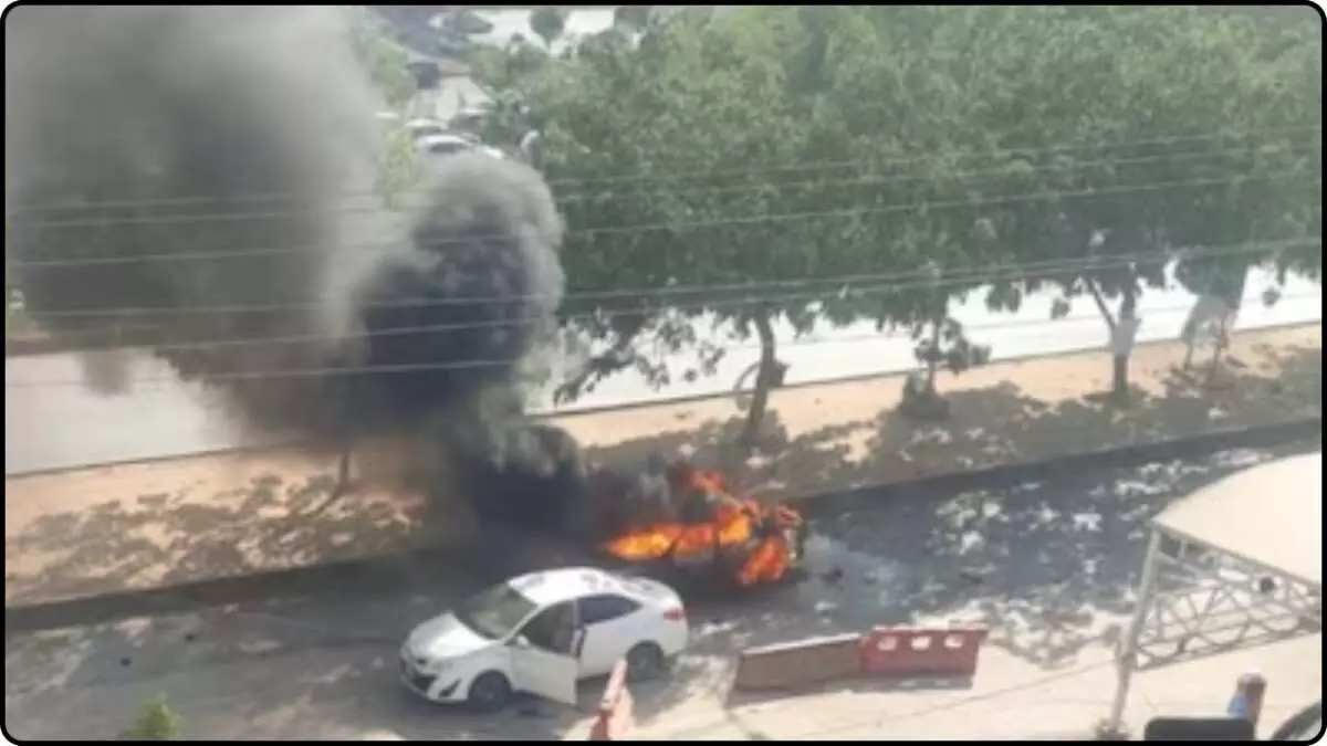 Delhi-style blast in Pakistans capital Islamabad; 12 killed, several injured Delhi-style blast in Pakistans capital Islamabad; 12 killed, several injured