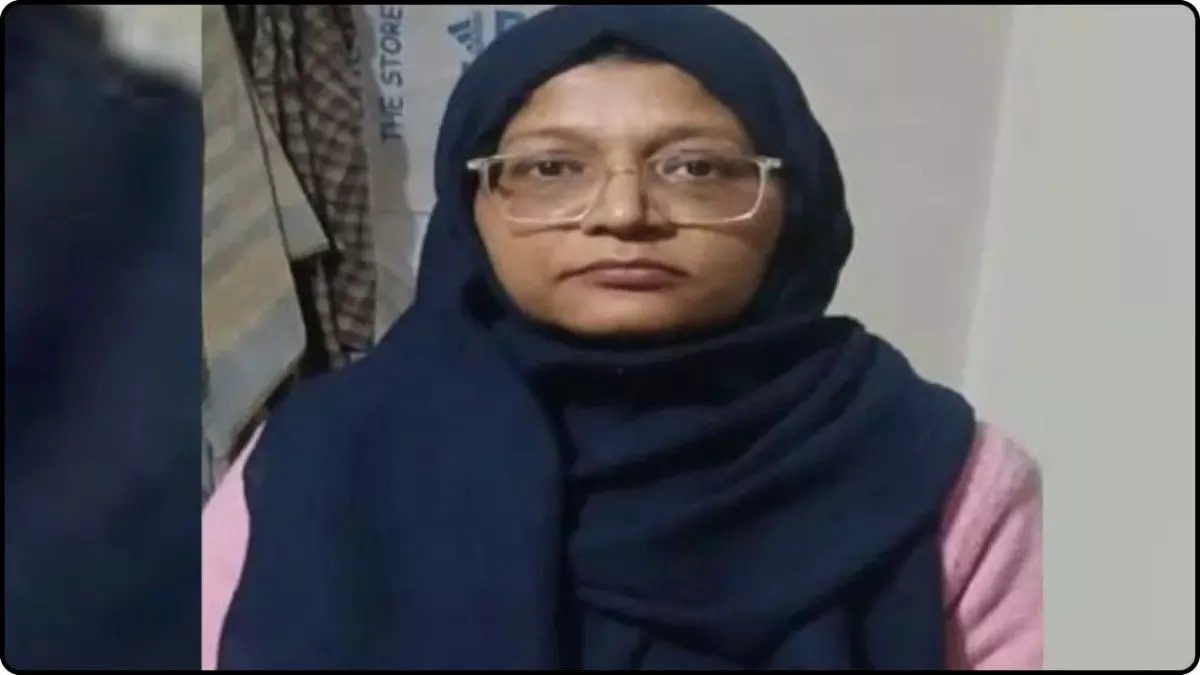 White-collar terror exposed: Dr. Shaheen was forming a team of female terrorists, arrested in time. White-collar terror exposed: Dr. Shaheen was forming a team of female terrorists, arrested in time.