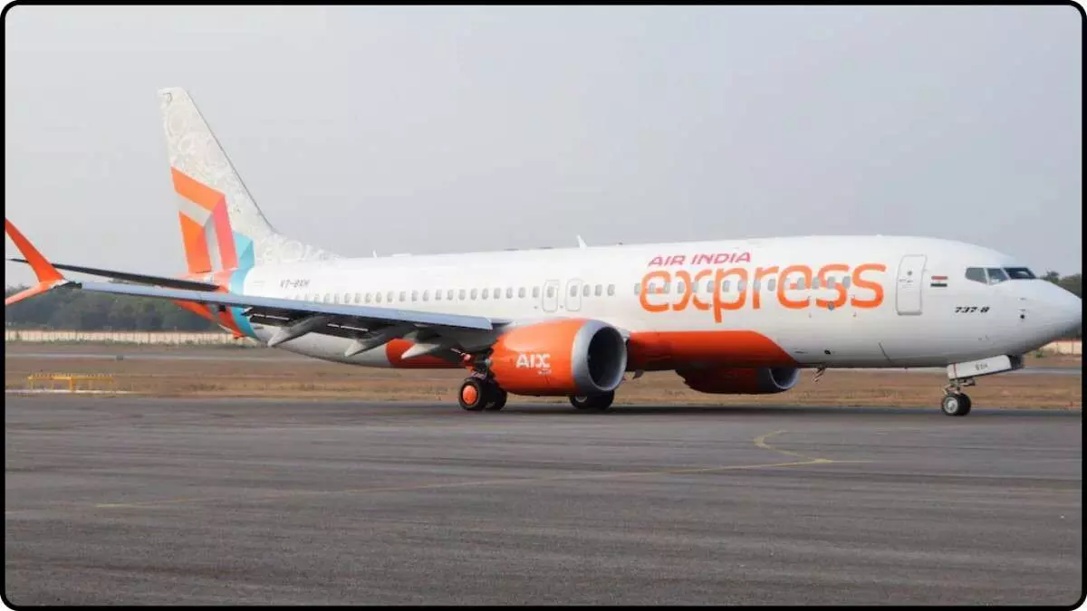 Bomb threat on Mumbai-Varanasi flight, emergency landing averted major tragedy Bomb threat on Mumbai-Varanasi flight, emergency landing averted major tragedy