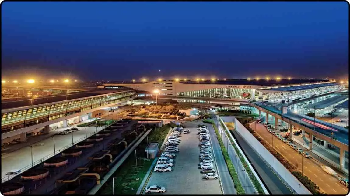 Bomb threats at five international airports; flight makes emergency landing in Varanasi