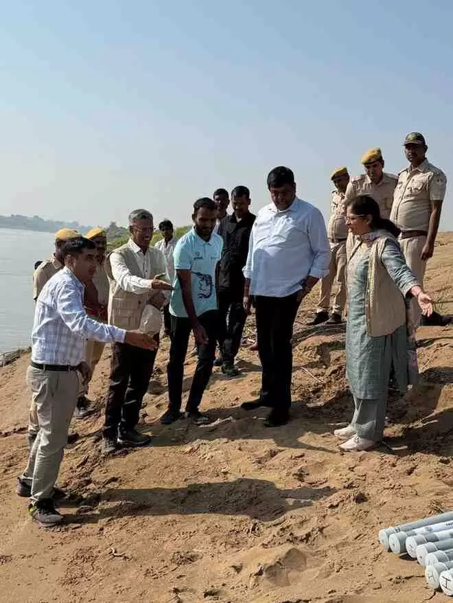 Sanjay Sharma releases 30 gharials in Palighat Sanjay Sharma releases 30 gharials in Palighat