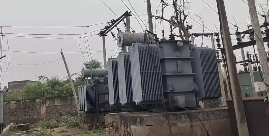 The negligence of the electricity department has caused panic The negligence of the electricity department has caused panic