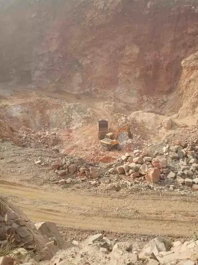 Illegal mining reigns in the Aravalli ranges of the Bhusavar