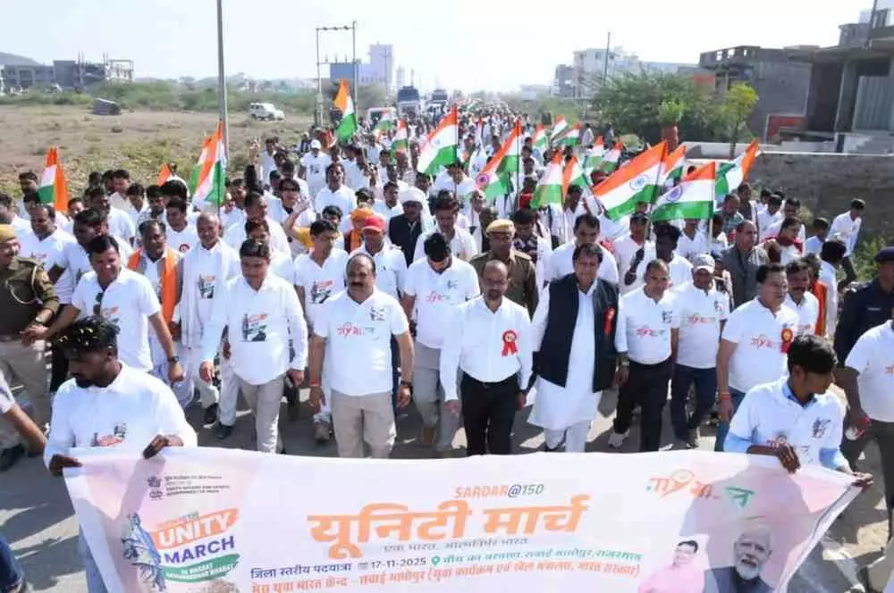Thousands spread the message of patriotism