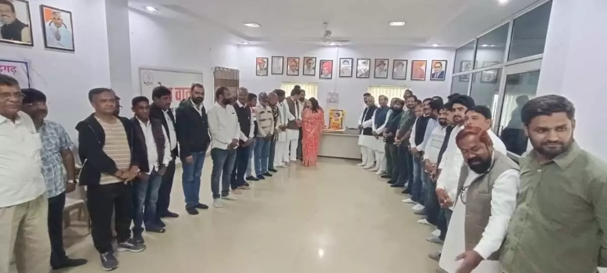 Congress pays tribute Congress pays tribute