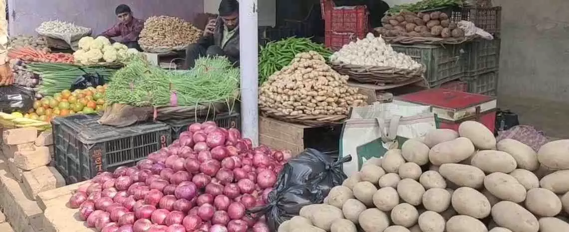 Vegetable prices surge in Bayana Vegetable prices surge in Bayana