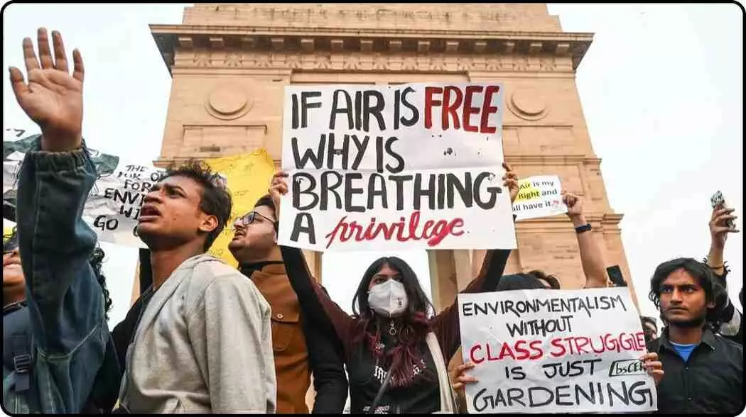 India Gate AQI protest: Political and security tensions rise amid Madvi Hidma posters and sloganeering India Gate AQI protest: Political and security tensions rise amid Madvi Hidma posters and sloganeering