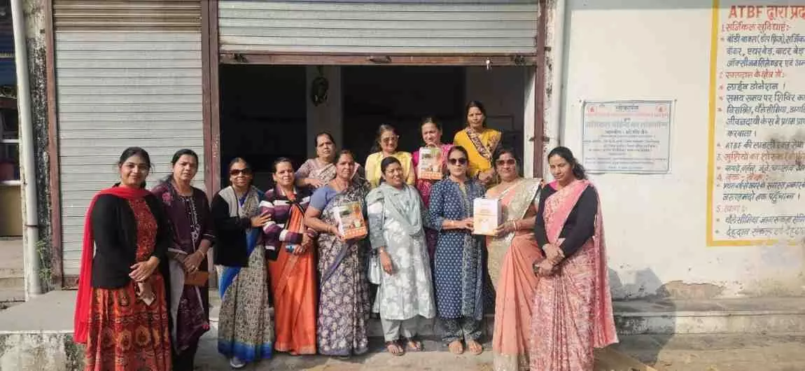 Mahila Mitras Mahila Mitras