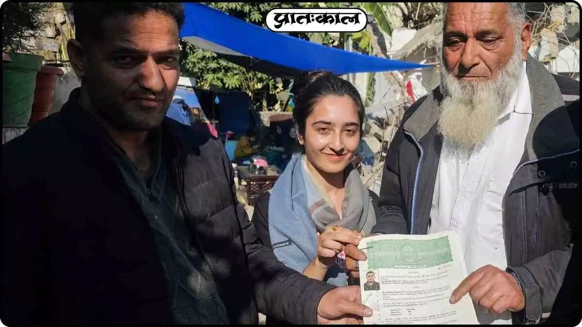 A neighbor became a ray of hope; a journalists house collapsed in Jammu, but his Hindi neighbor did wonders. A neighbor became a ray of hope; a journalists house collapsed in Jammu, but his Hindi neighbor did wonders.