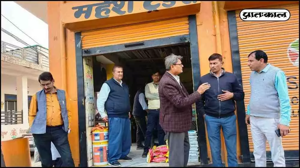 Vigilant monitoring of fertilizer distribution in the district: Vigilant monitoring of fertilizer distribution in the district: