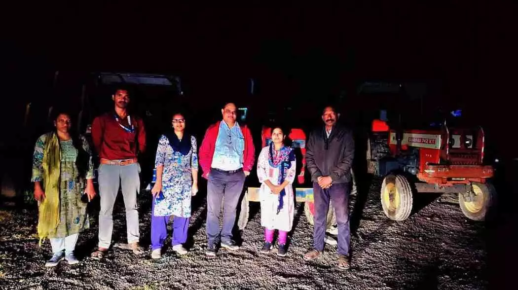 Unregistered tractors caught speeding, sparking panic after administration action Unregistered tractors caught speeding, sparking panic after administration action