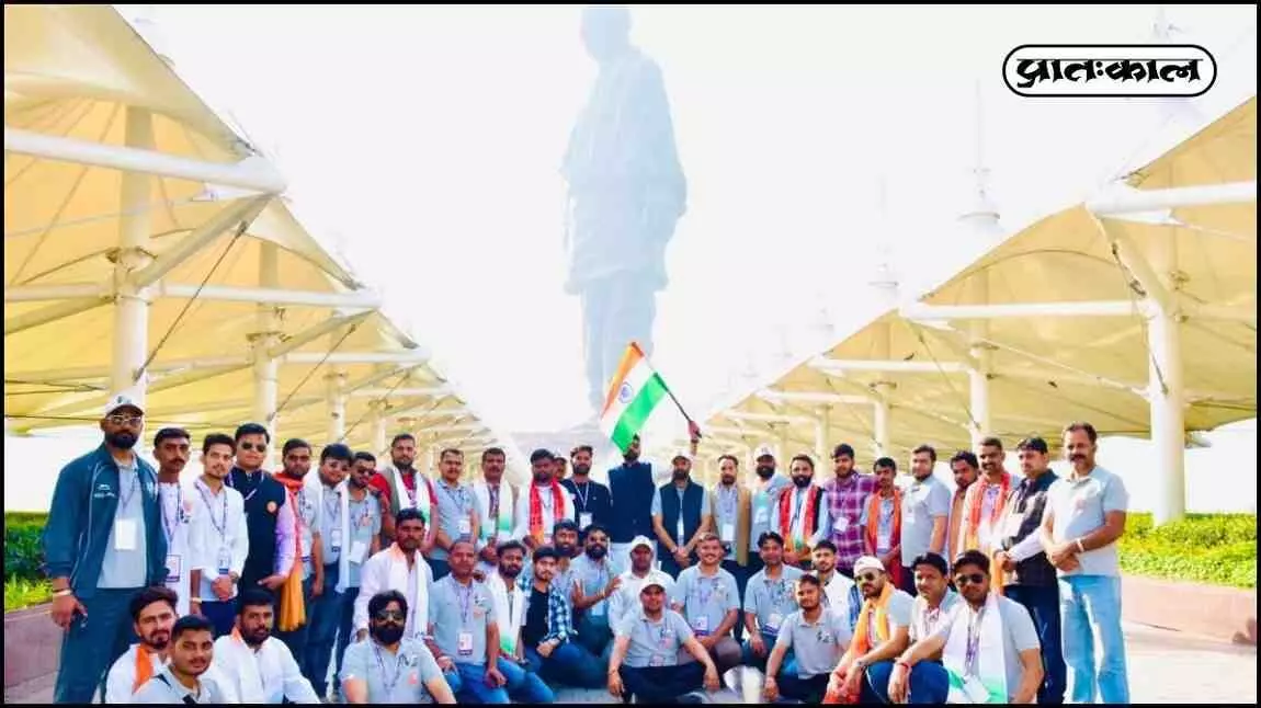 ribute paid to Sardar Patel