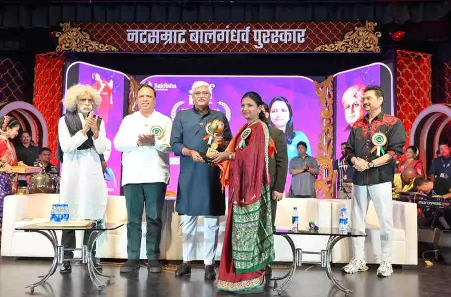 Additional District Magistrate Suchita Bhikane was honored