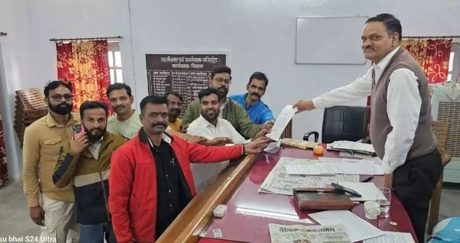 Journalist threatened in Deola, Journalist threatened in Deola,