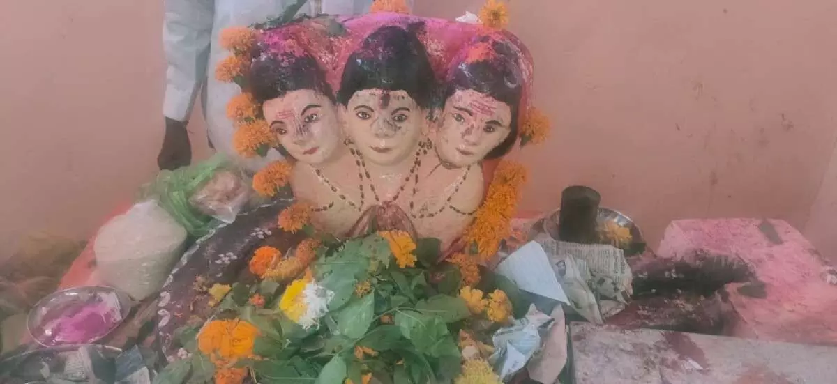 Devotees flock to Ganesh Mod: Shri Datta Jayanti celebrations create a spiritual atmosphere Devotees flock to Ganesh Mod: Shri Datta Jayanti celebrations create a spiritual atmosphere
