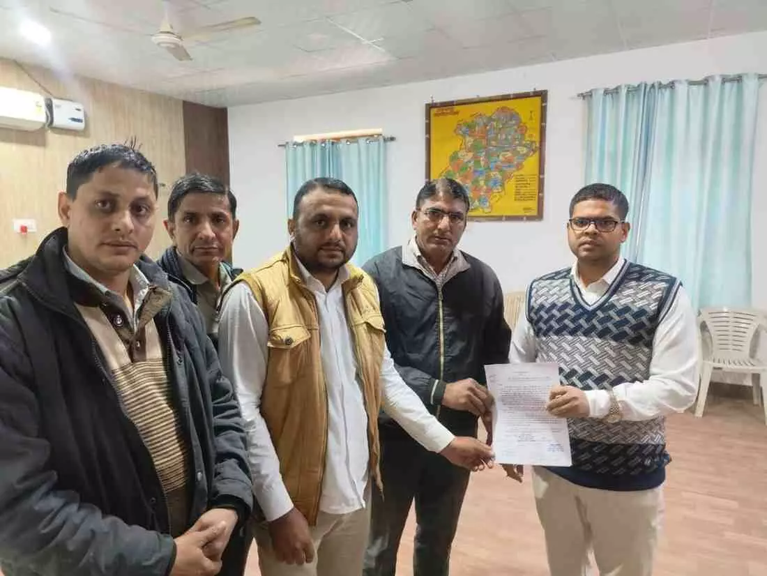 ater is not reaching the tail end, farmers submitted a memorandum