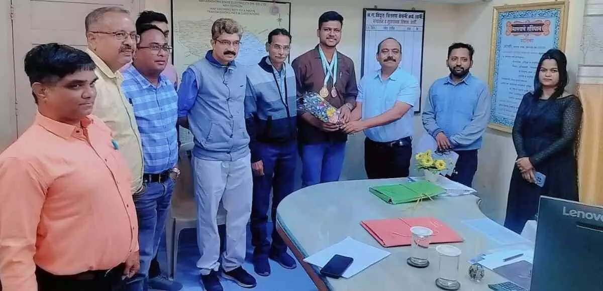 Roshan Parshuramkar creates history: Gold medal in shot throw at the 5th State-Level Para-Athletic Championship Roshan Parshuramkar creates history: Gold medal in shot throw at the 5th State-Level Para-Athletic Championship
