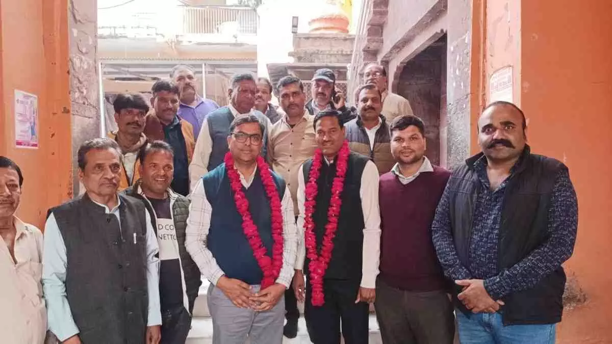 Commissioner K.K. Khandelwal and MLA Berwa inspected the temple