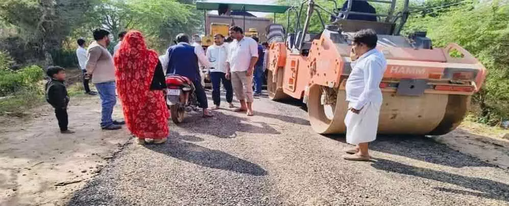 Villagers opened a front against the poor construction Villagers opened a front against the poor construction