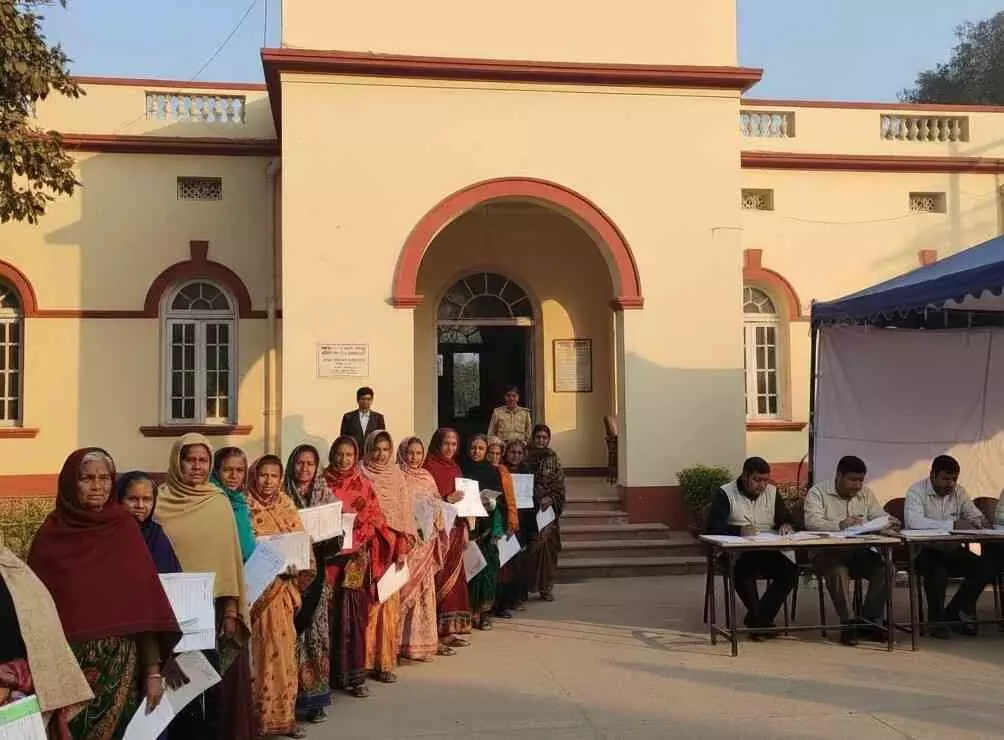 Special camp at the District Treasury on December 9 Special camp at the District Treasury on December 9