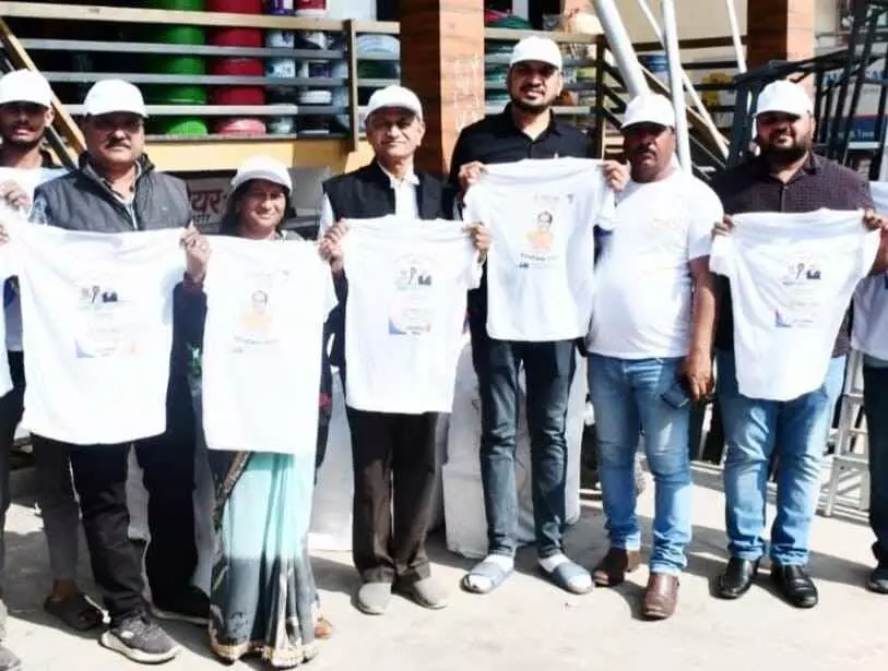 Grand release of posters and T-shirts of the second phase of Sansad Sports Festival Grand release of posters and T-shirts of the second phase of Sansad Sports Festival
