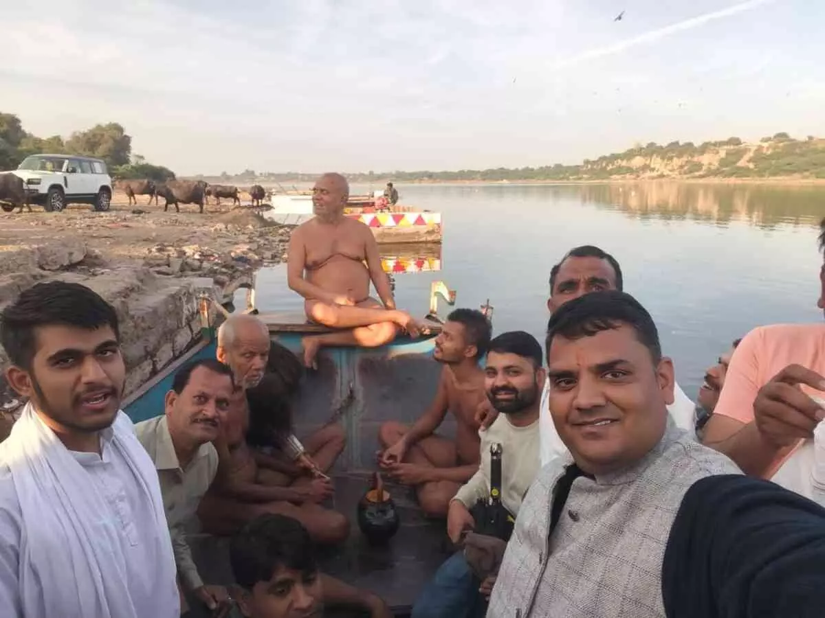 Auspicious arrival of Acharya Pragya Sagar Ji Sangha in Keshavrai Patan, wave of enthusiasm among religious people Auspicious arrival of Acharya Pragya Sagar Ji Sangha in Keshavrai Patan, wave of enthusiasm among religious people
