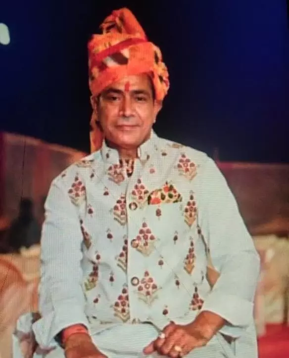 An administrative officer died tragically when his car collided with a culvert and fell into a drain in Sirohi. An administrative officer died tragically when his car collided with a culvert and fell into a drain in Sirohi.