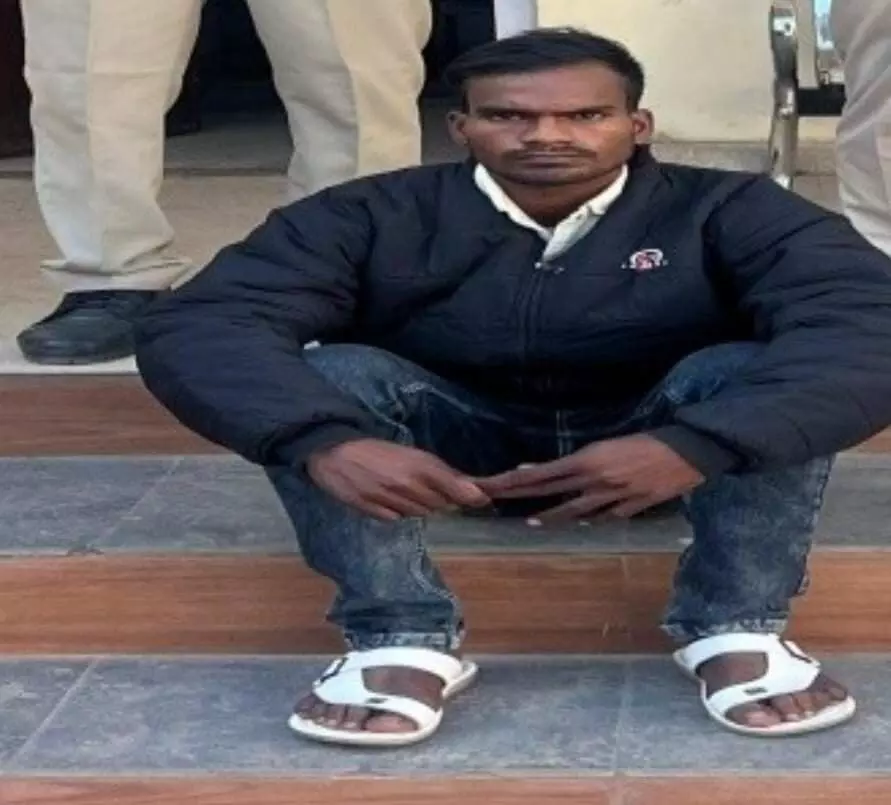 Nai Mandi police arrested an absconding accused in a theft case from Banki Road. Nai Mandi police arrested an absconding accused in a theft case from Banki Road.