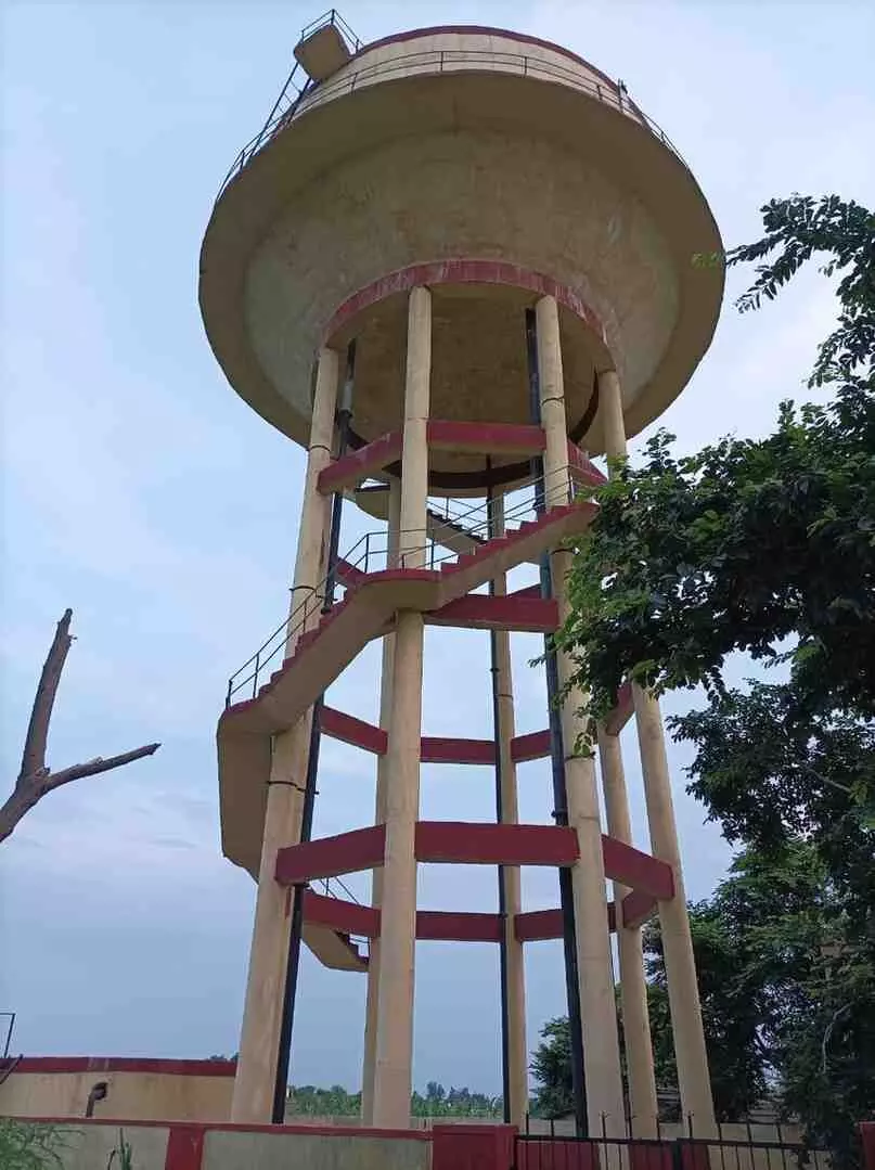 Jal Jeevan Mission tank stalled in Chaunkarwada Kalan of Bhusavar, Jal Jeevan Mission tank stalled in Chaunkarwada Kalan of Bhusavar,