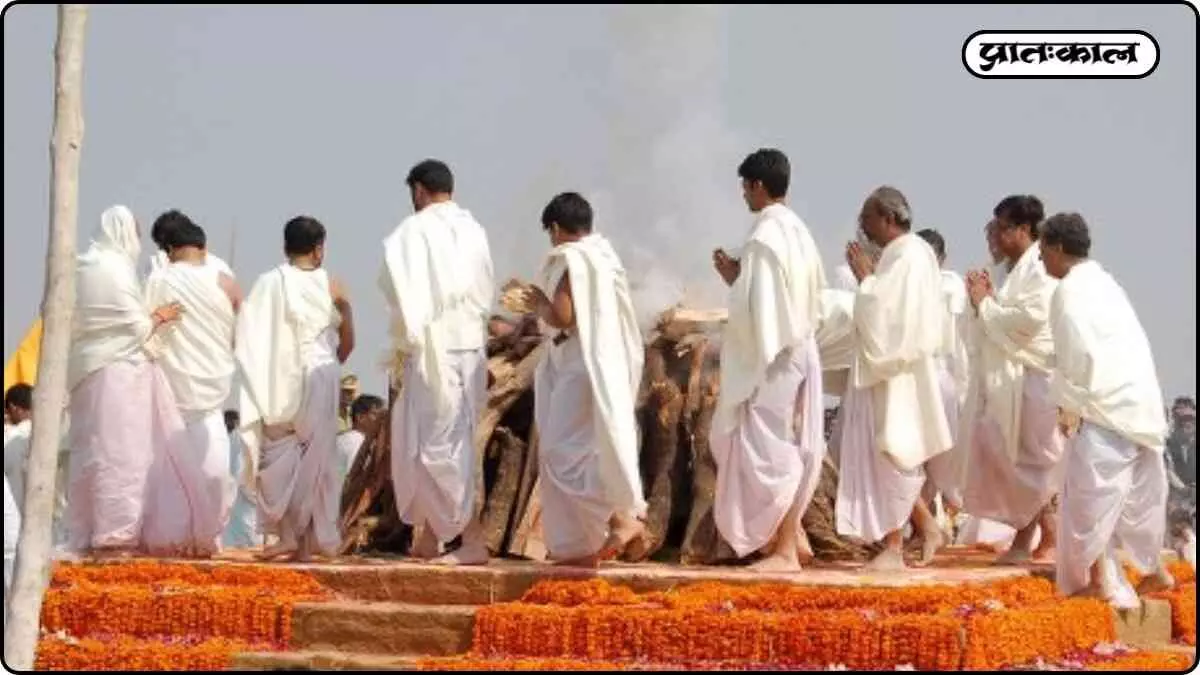 Hindu funeral traditions Hindu funeral traditions