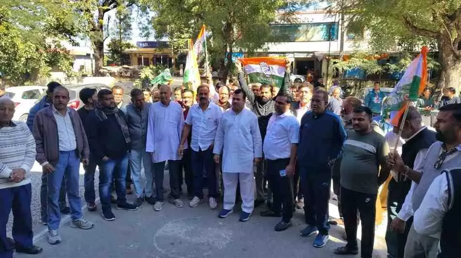Congress submitted a memorandum to the Sub-Divisional Officer
