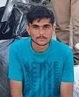 45 kg of illegal poppy husk recovered from car, one smuggler arrested 45 kg of illegal poppy husk recovered from car, one smuggler arrested