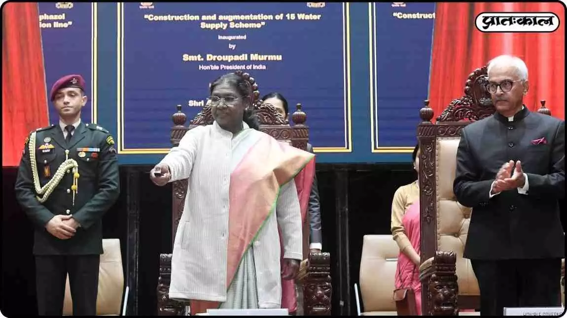 Presidential Reception in Imphal: President Murmu discusses progress with citizens