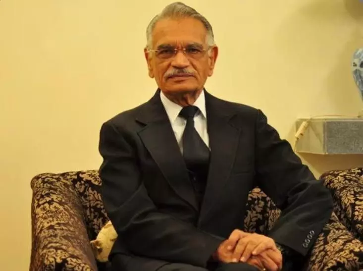The bright chapter of impeccable politics ends, senior leader Shivraj Patil Chakurkar passes away at the age of 91. The bright chapter of impeccable politics ends, senior leader Shivraj Patil Chakurkar passes away at the age of 91.