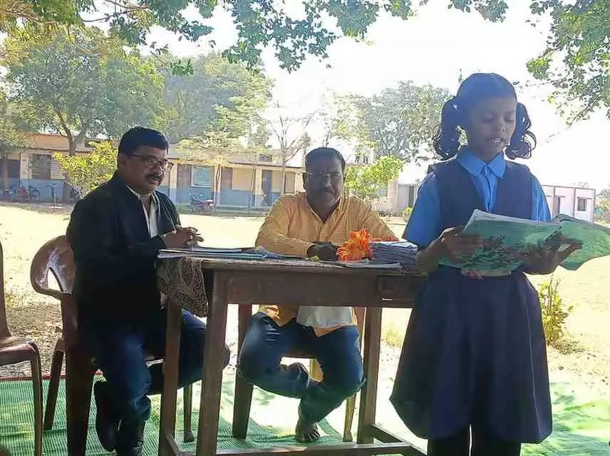 ‘Chavadi Vachan’ initiative at Kanhalgaon ZP School a huge success, students show remarkable change ‘Chavadi Vachan’ initiative at Kanhalgaon ZP School a huge success, students show remarkable change